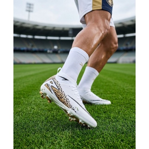 laliga Leopar Desenli Beyaz Profesyonel Futbol Ayakkabısı